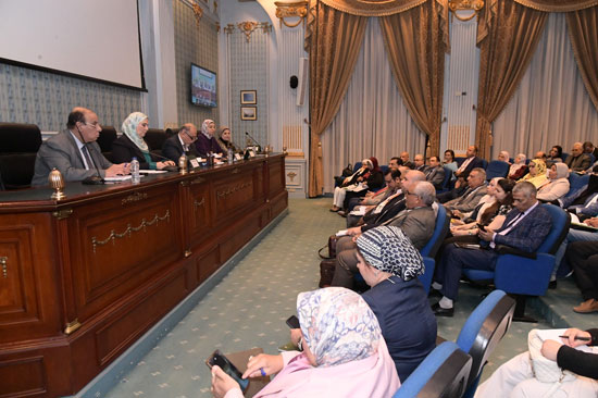 اجتماع لجنة التضامن الاجتماعى بمجلس النواب (1)
