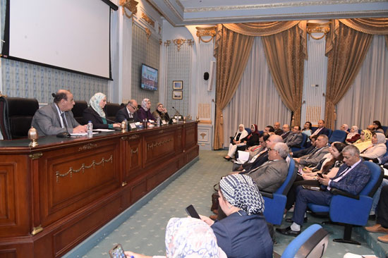 اجتماع لجنة التضامن الاجتماعى بمجلس النواب (4)