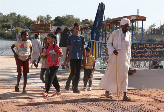 مصر تستقبل السودانيين (2)
