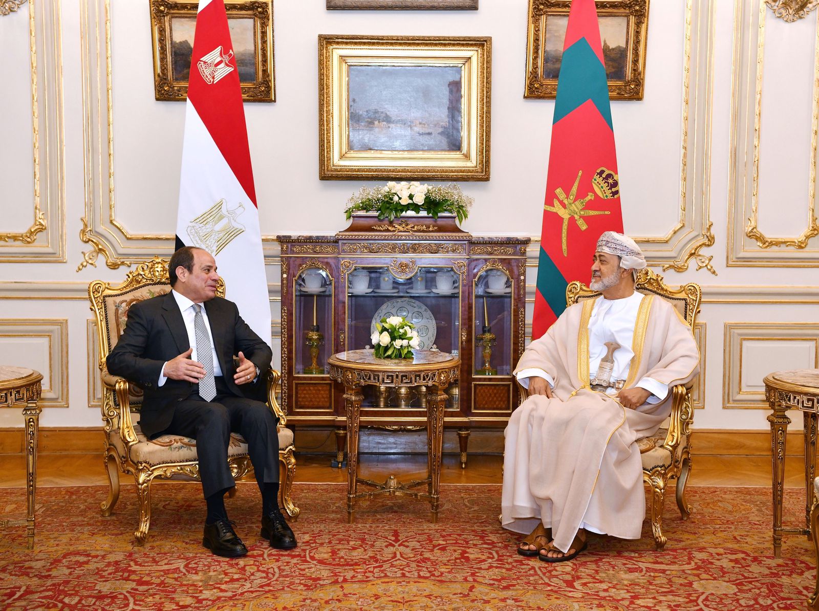 لقاء الرئيس السيسى بسلطان عمان (2)