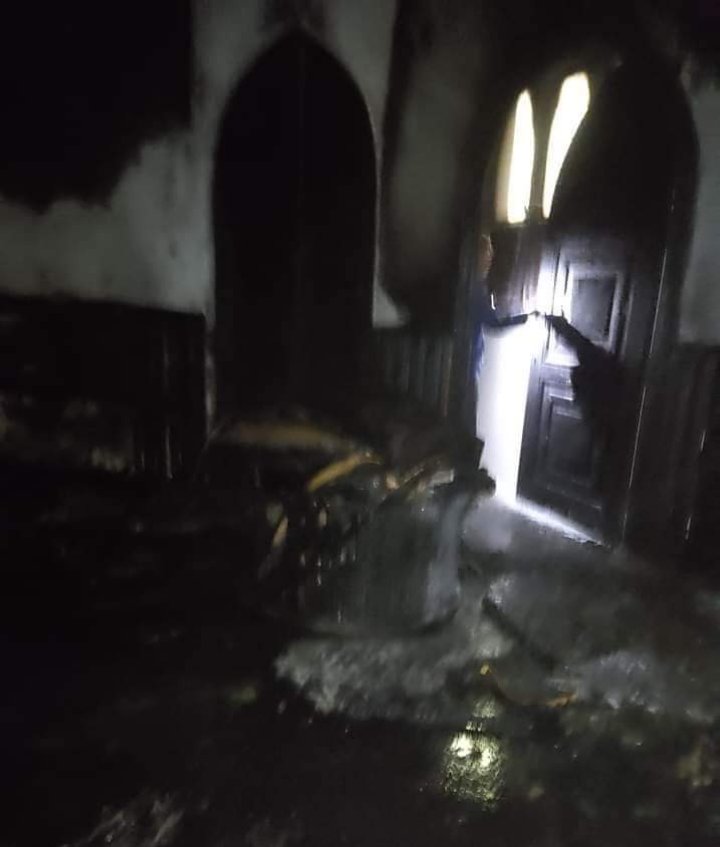 حريق مسجد فى دمياط قبل صلاة الفجر (4)