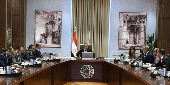 رئيس الوزراء يتابع مشروعات تطوير وإعادة إحياء عدد من المناطق بمحافظة القاهرة‎‎ (1)