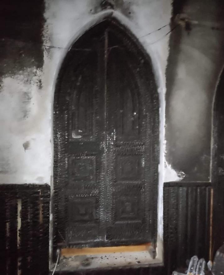 حريق مسجد فى دمياط قبل صلاة الفجر (2)