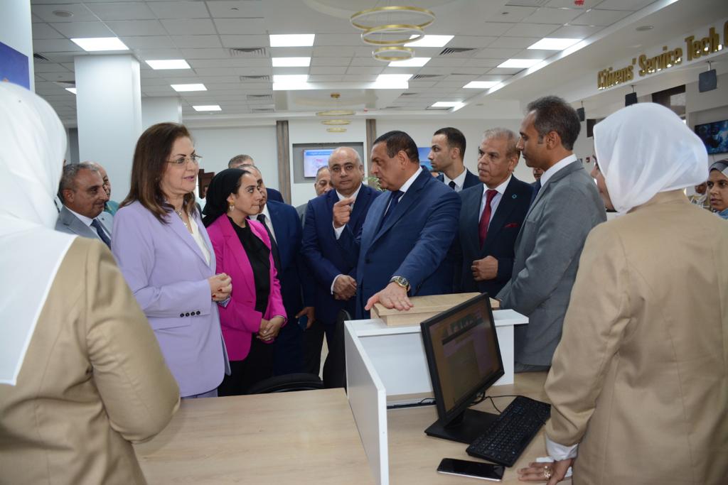 3 وزراء ومحافظ جنوب سيناء يفتتحون المبنى الجديد لمجلس مدينة شرم الشيخ (8)