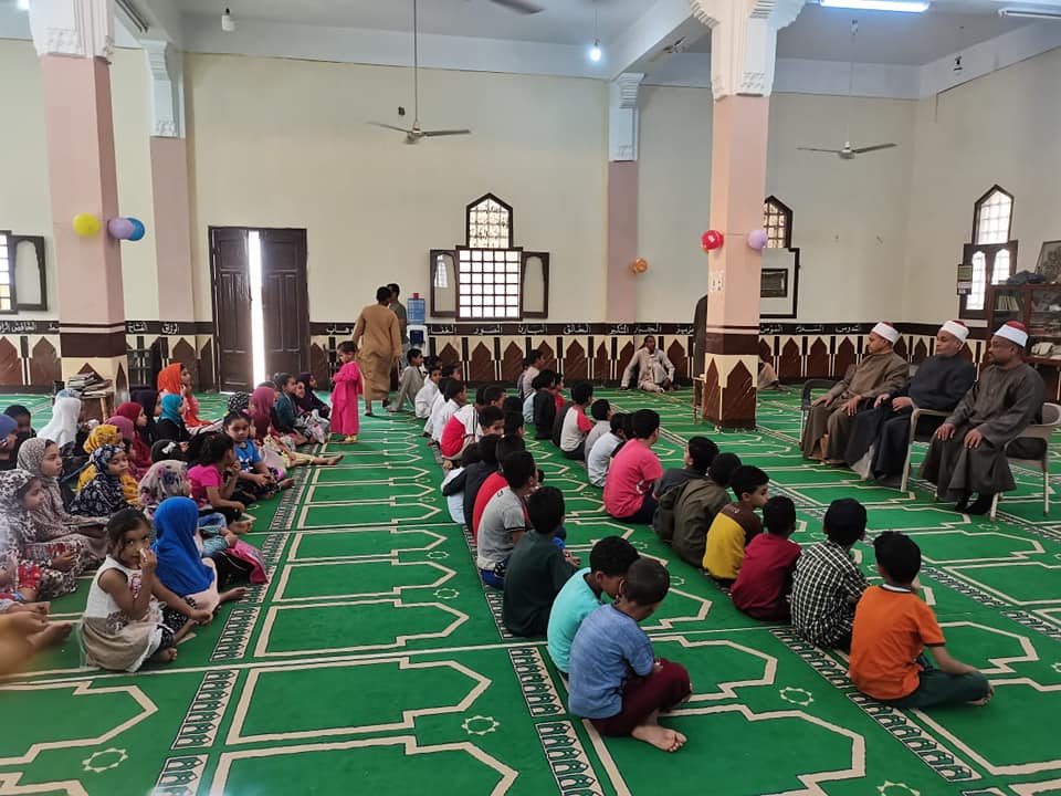 صفوف الأطفال بالمساجد عبر البرنامج الصيفى للطفل