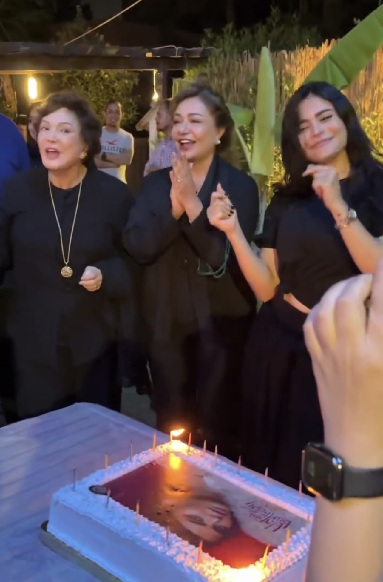 تحتفل أسماء جلال بعيد ميلادها في الشلبي محل