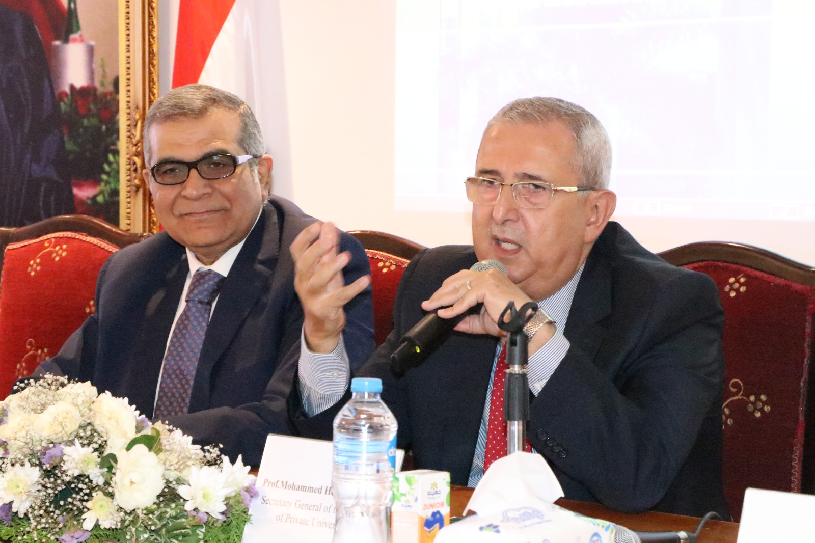 كلية طب جامعة مصر للعلوم والتكنولوجيا تعقد المؤتمر البحثى الطلابى (8)