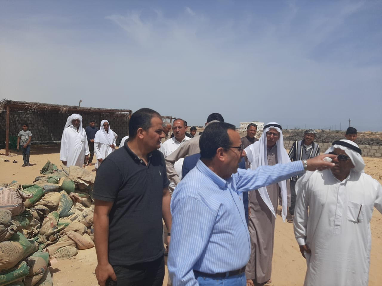 محافظ شمال سيناء يجرى جولة تفقدية يالشيخ زويد (4)