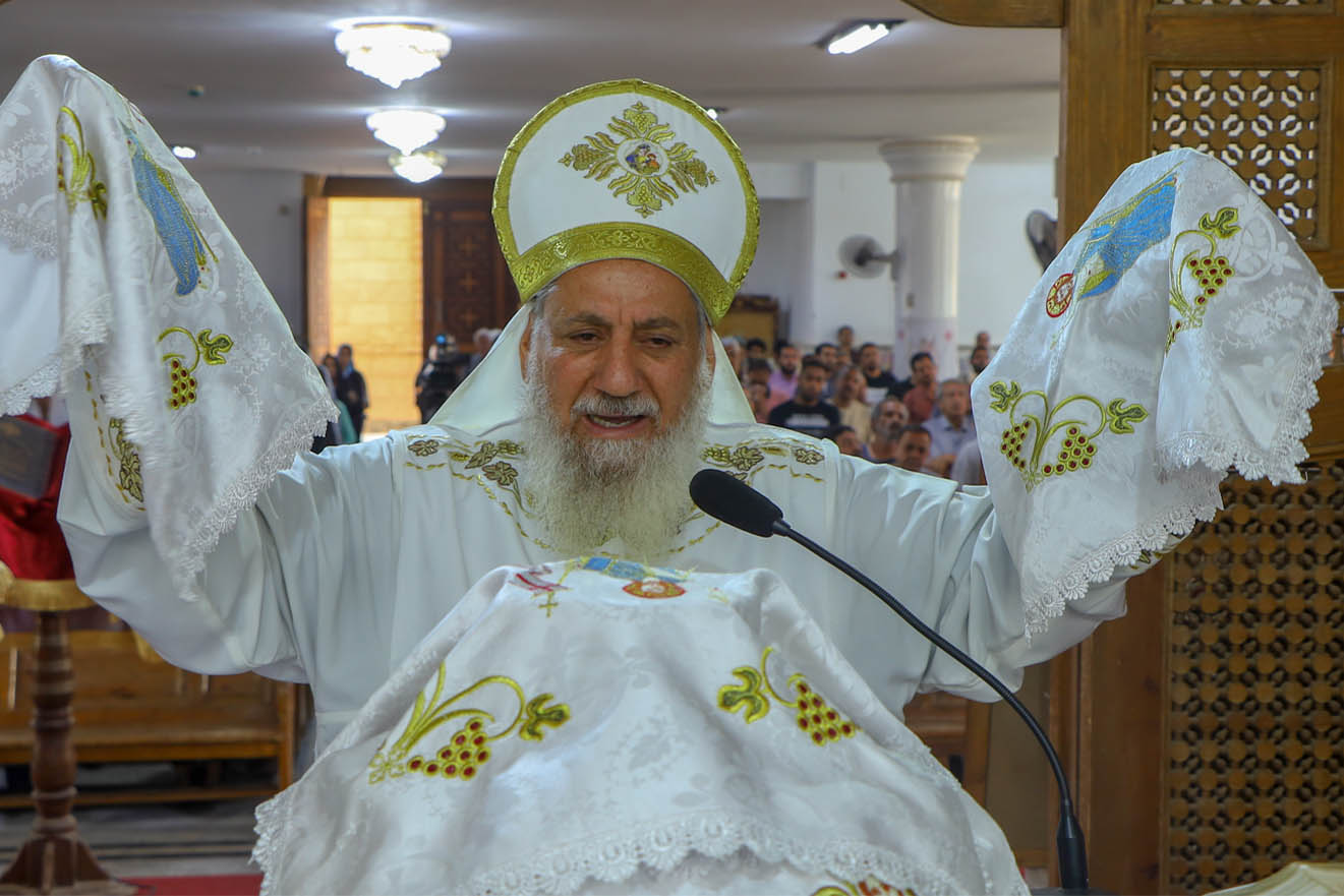 إيبارشية نقادة وقوص تحتفل بالعيد الثانى لرسامة الأنبا بيمن أسقفا (3)