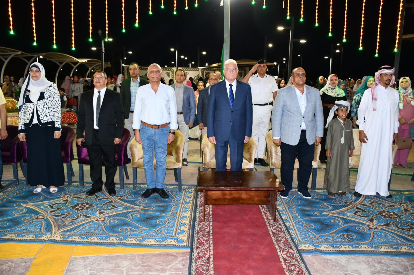 محافظ جنوب سيناء يشهد حفل أمسية الأسرة المصرية (2)