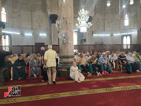 صلاة الجمعة بمساجد الجمهورية (27)