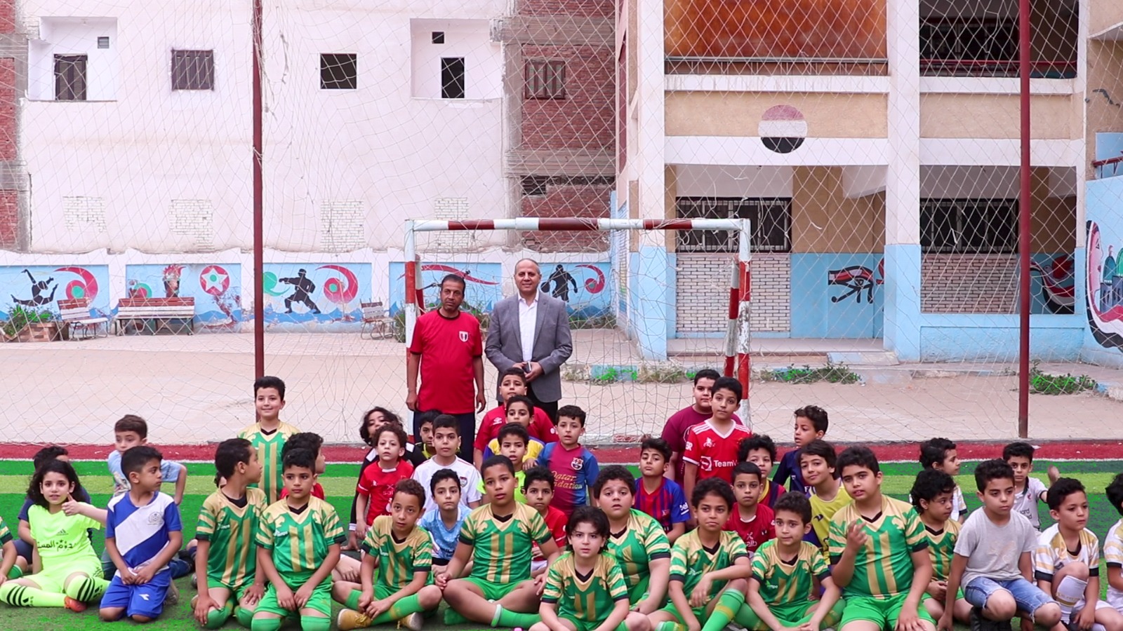 الأطفال المشاركين في مدرسة هدى شعراوي