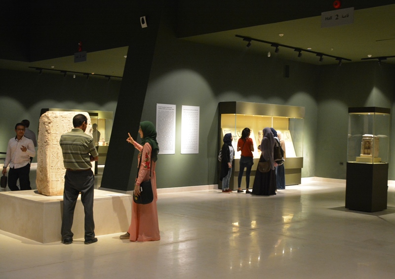 متحف سوهاج يفتح ابوابه للمواطنين بالمجان (7)