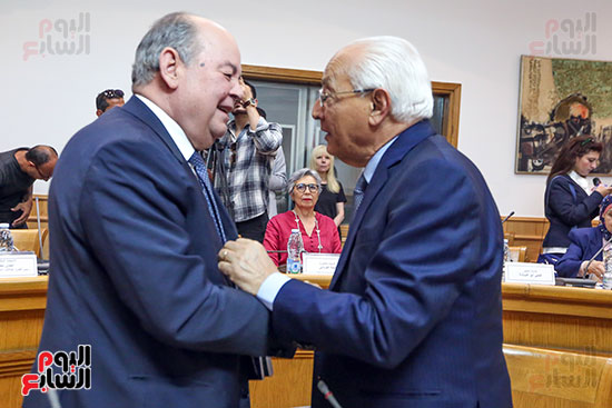 اجتماع المجلس الأعلى للثقافة للتصويت على جوائز الدولة 2023 (14)