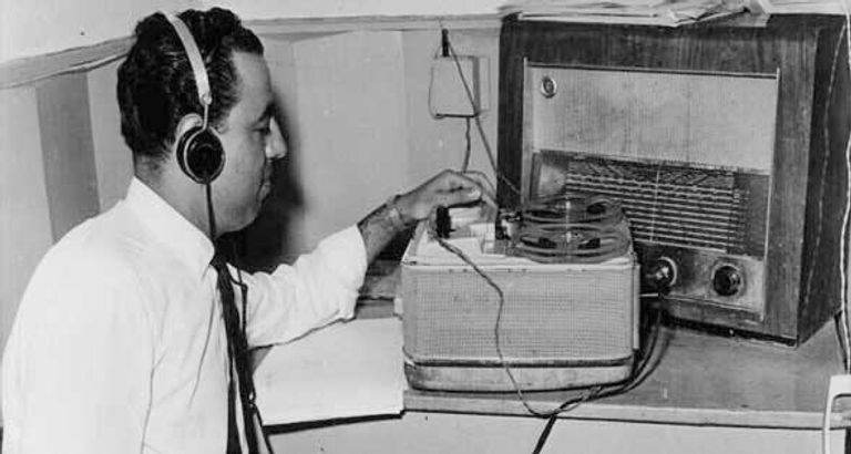 أحمد سالم، أول مذيع يطلق الإذاعة المصرية، 31 مايو، 1934