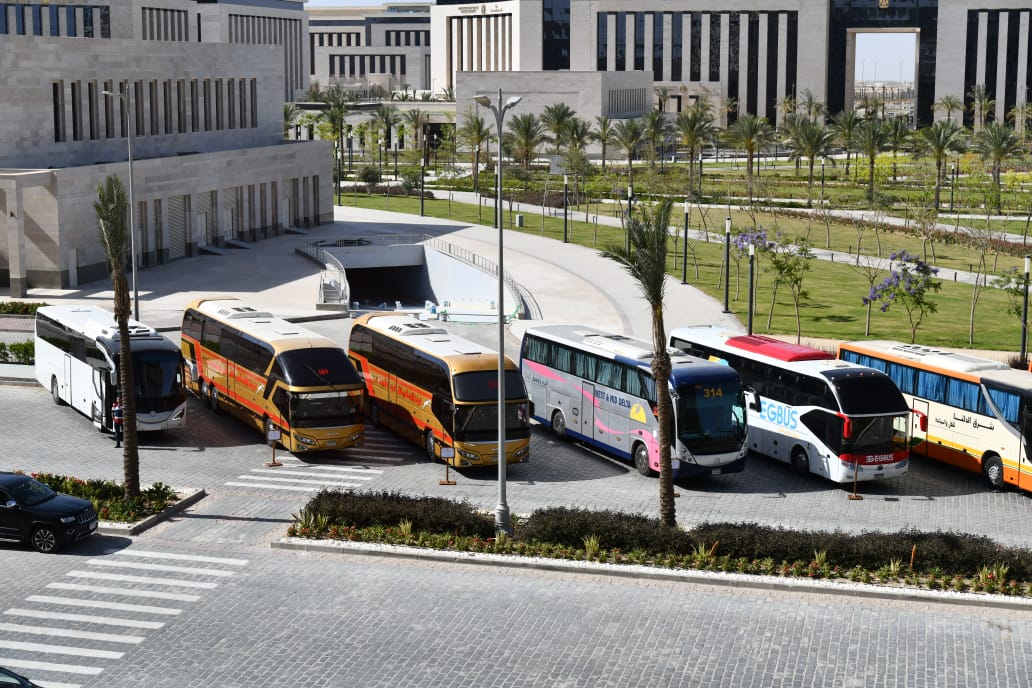 وزير النقل يتفقد إصطفافا لاتوبيسات نقل الركاب بالعاصمة الإدارية الجديدة (5)
