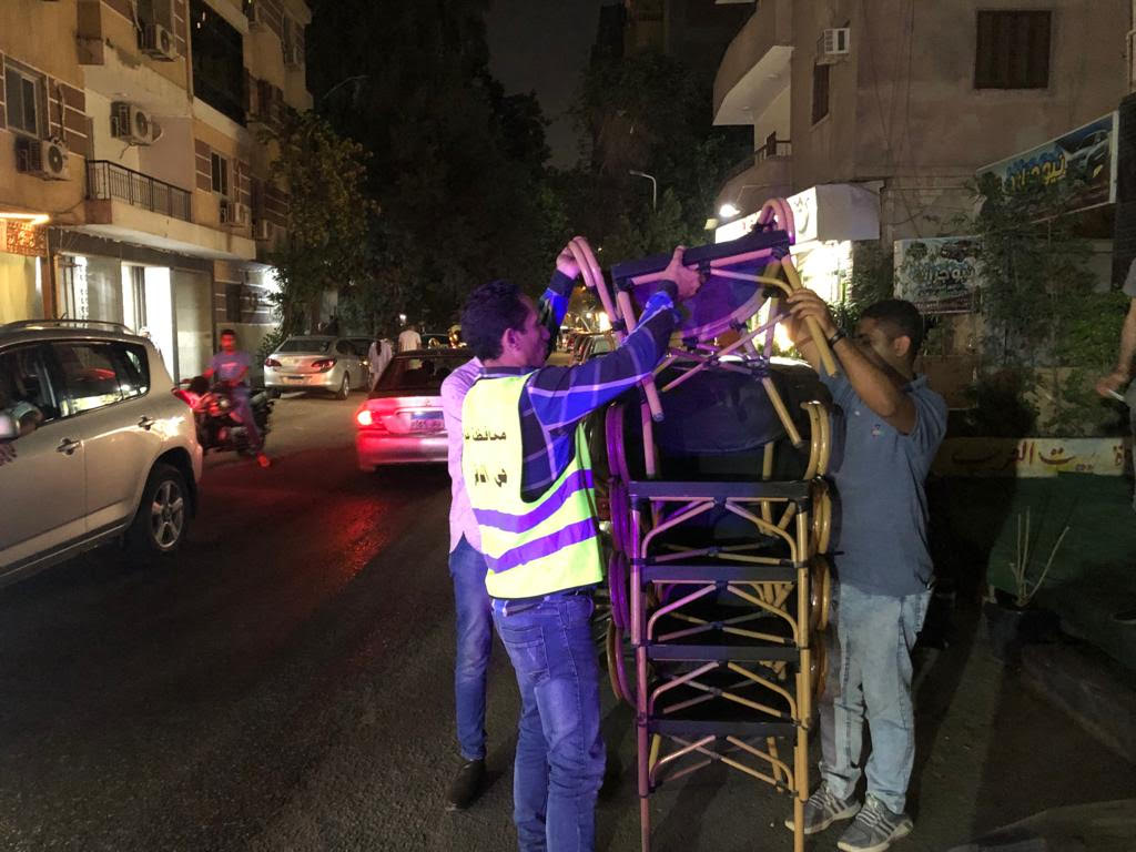 رفع إشغالات الكافيهات وضبط سيارات السرفيس المخالفة  (4)