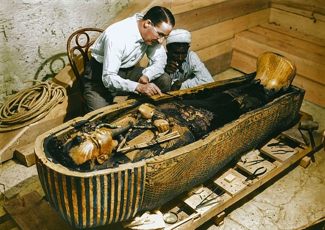 29311092-8395511-A_colourised_version_of_a_b_w_photograph_of_Tutankhamun_s_inner_-a-8_1591956024714