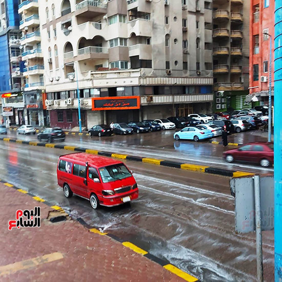 أمطار غزيرة بالإسكندرية مع نشاط فى حركة الرياح (10)
