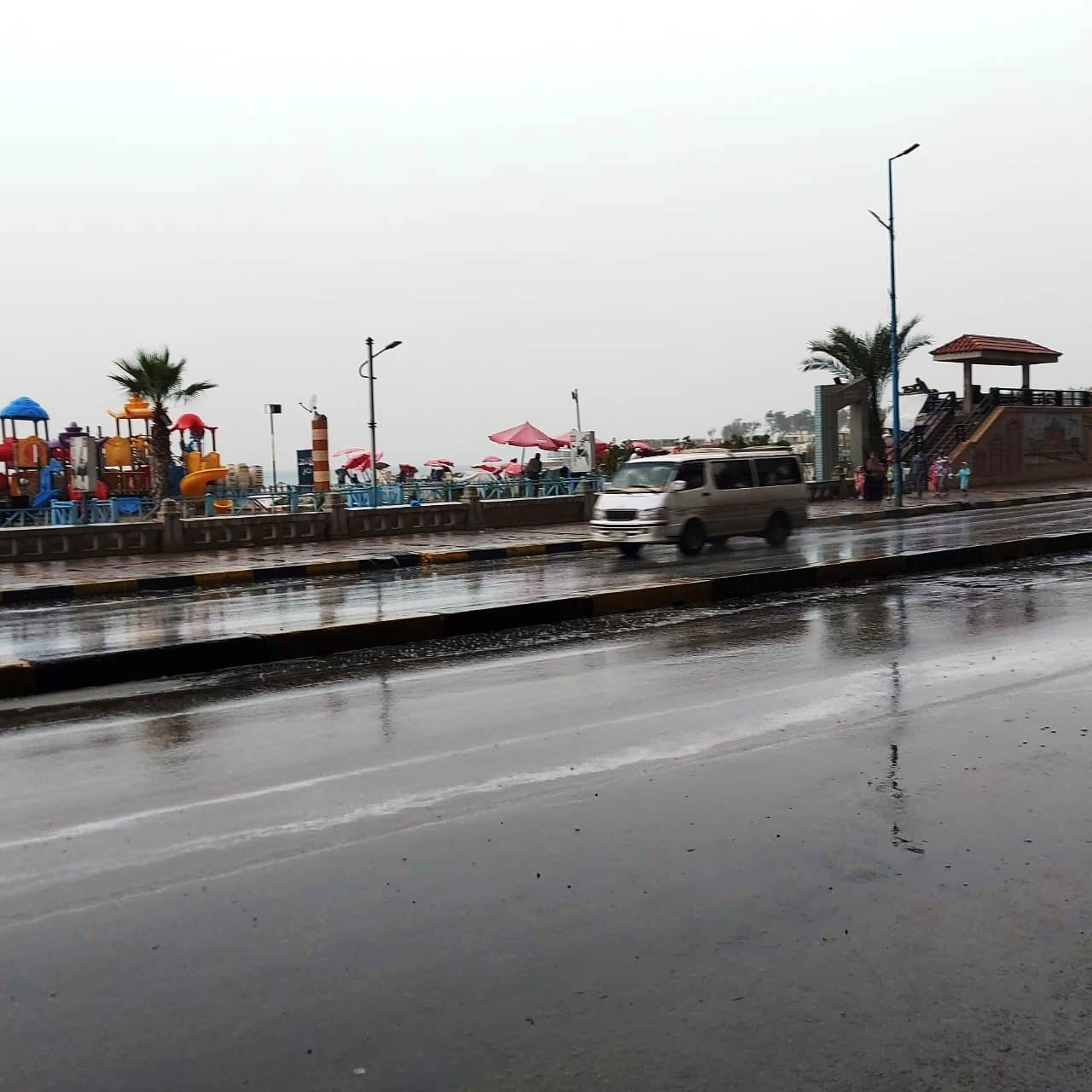 هطول أمطار غزيرة شرق الإسكندرية مع نشاط فى حركة الرياح (14)
