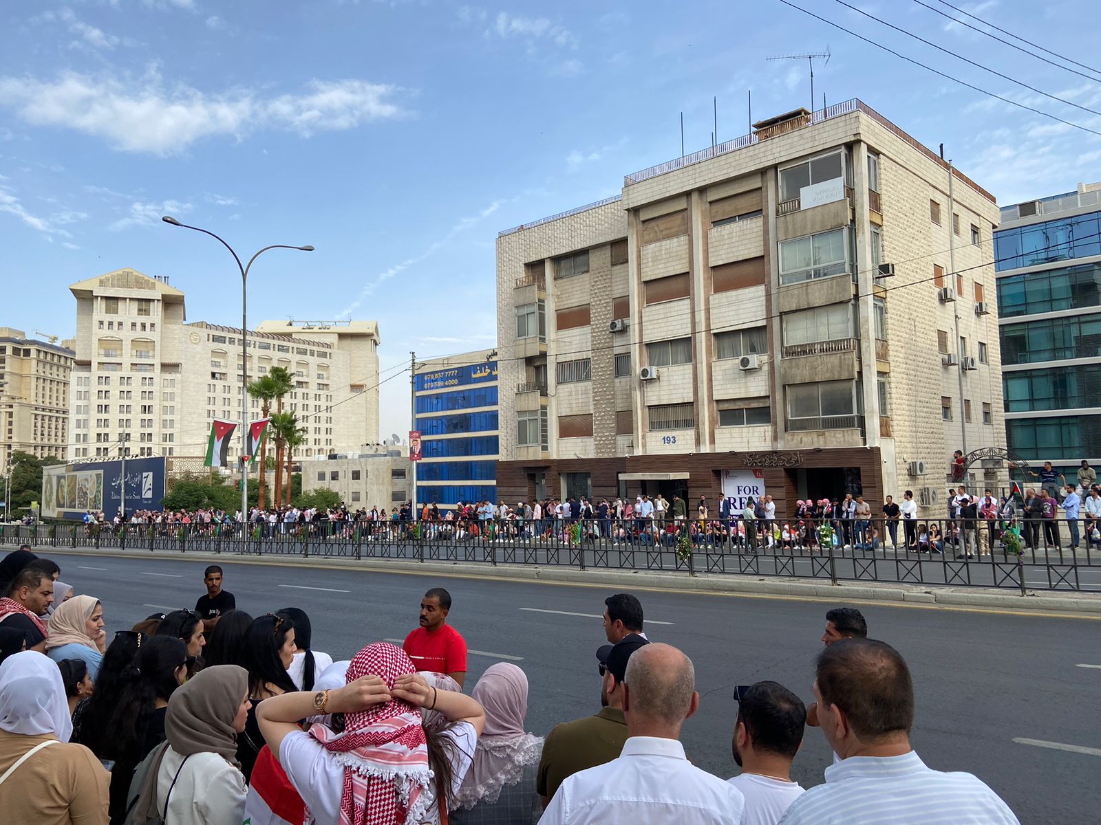 شوارع الأردن تنتظر الموكب الملكى