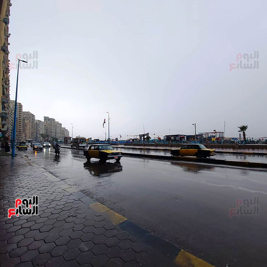 أمطار غزيرة بالإسكندرية مع نشاط فى حركة الرياح (21)