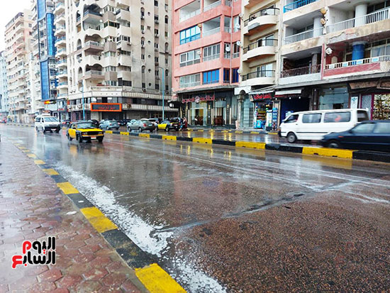 أمطار غزيرة بالإسكندرية مع نشاط فى حركة الرياح (14)