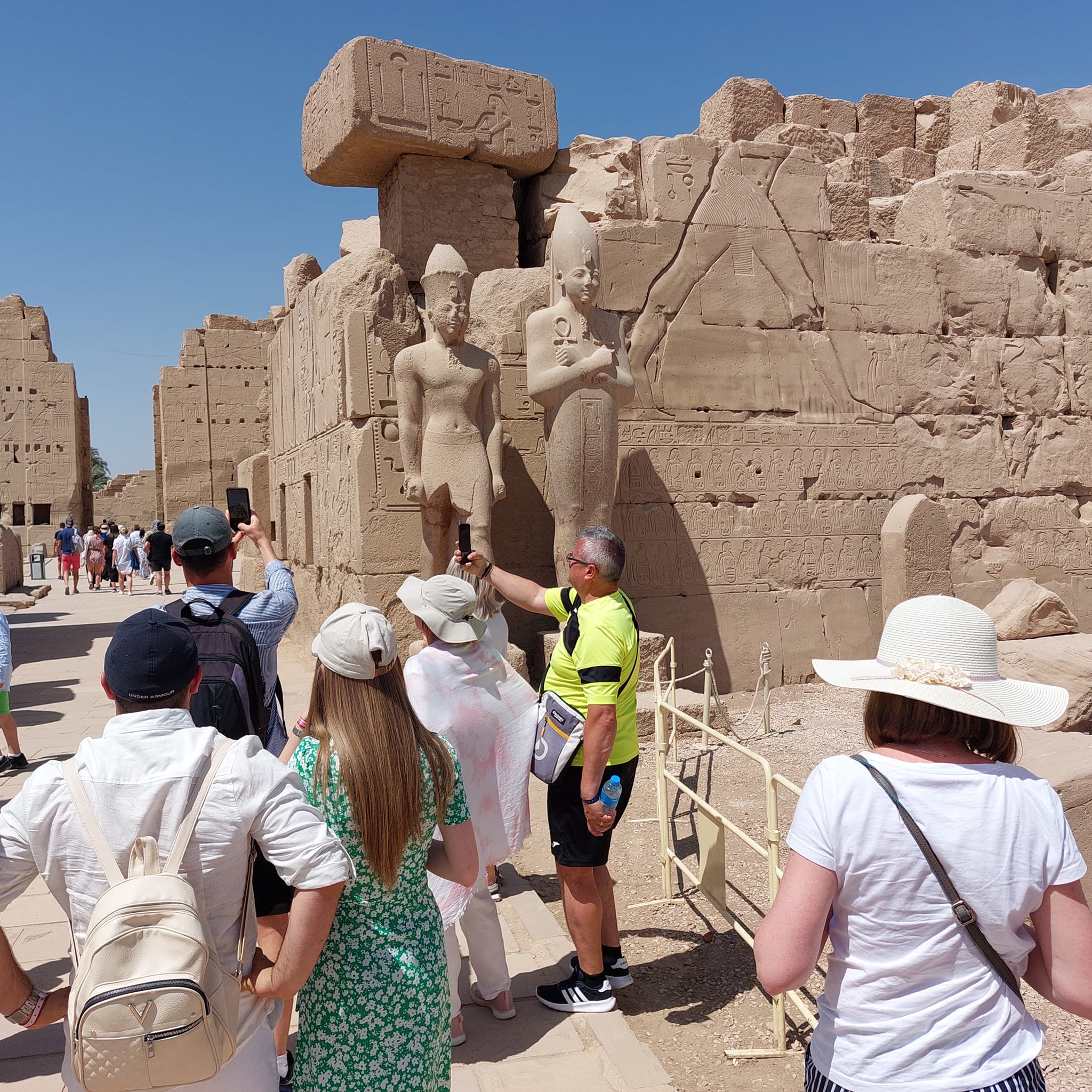 أماكن السياحة الصيفية في مصر  - معابد ومقابر الفراعنة
