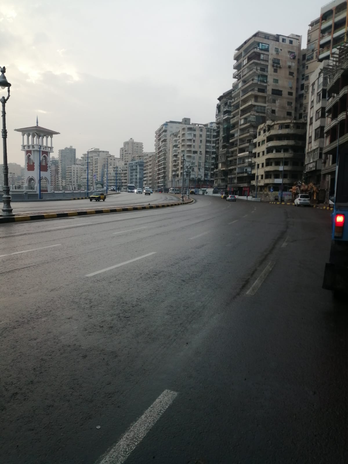 هطول أمطار رعدية بالإسكندرية (1)