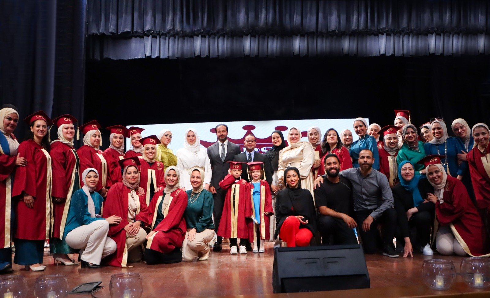 مسرح الحضارة المصرية يحتضن حفل تخرج طلاب مدرسة كونتيننتال بالاس (7)
