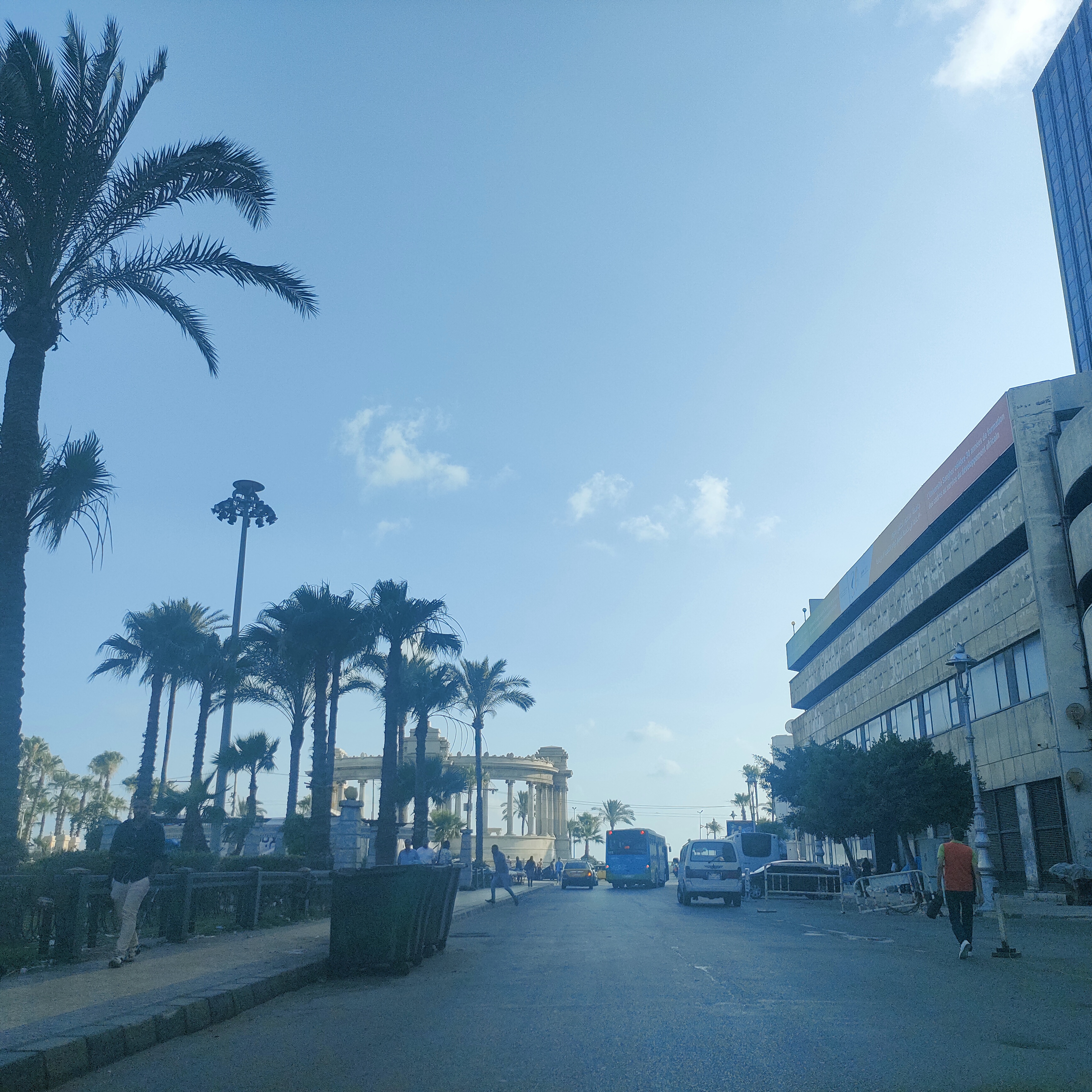 الطقس ودرجات الحراره في الإسكندرية