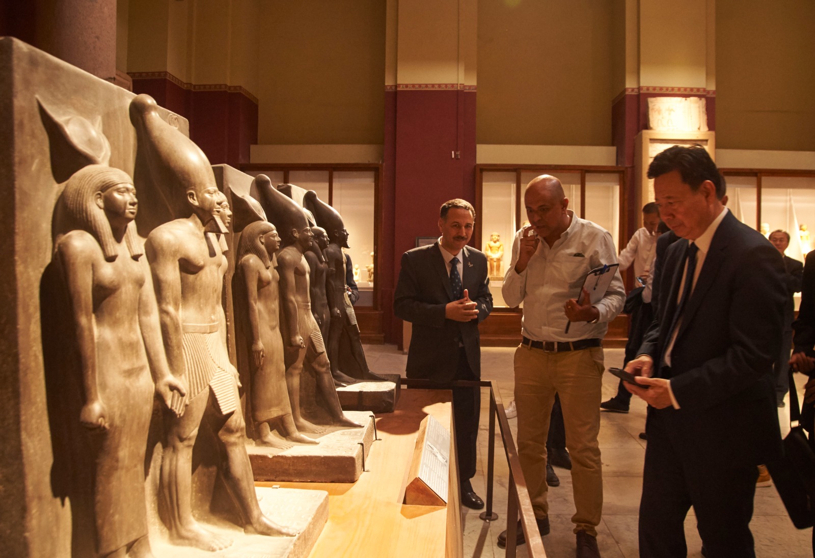 قطع أثرية بالمتحف المصري بالتحرير