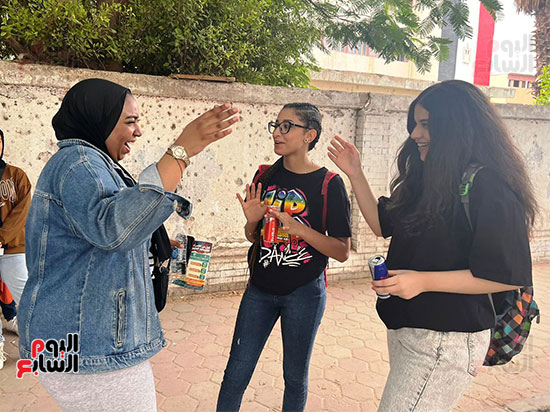 طلاب الثانوية العامة (10)