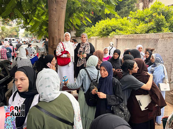 طلاب الثانوية العامة (1)