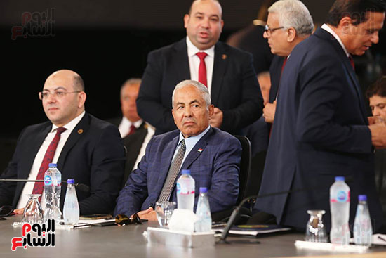 ملتقى للأحزاب السياسية (22)