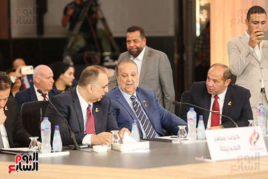 ملتقى للأحزاب السياسية (38)