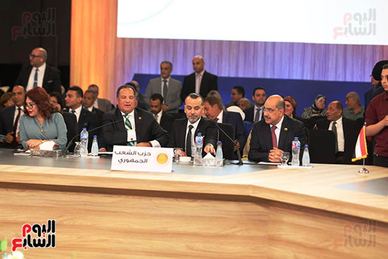 ملتقى للأحزاب السياسية (41)