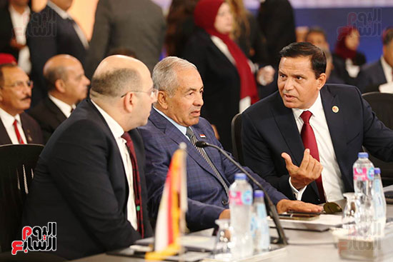 ملتقى للأحزاب السياسية (37)