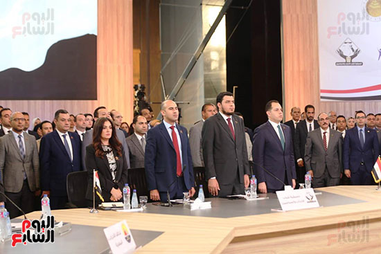 ملتقى للأحزاب السياسية (16)