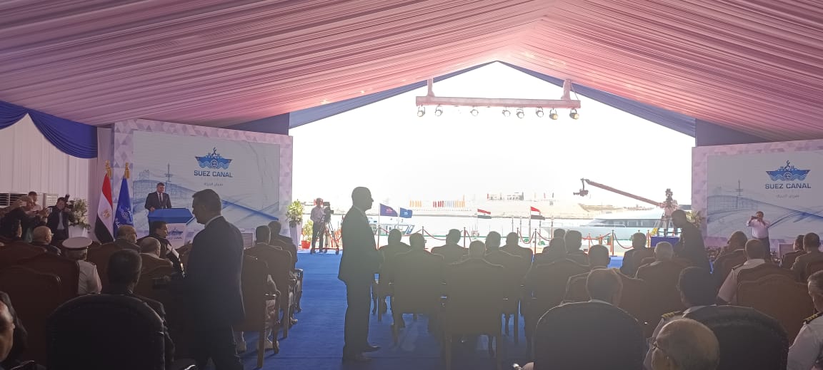 المؤتمر الصحفى لرئيس هيئة قناة السويس (4)