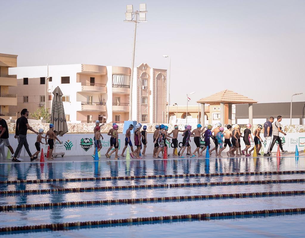 مهرجان سيتى كلوب لمدارس السباحة (8)