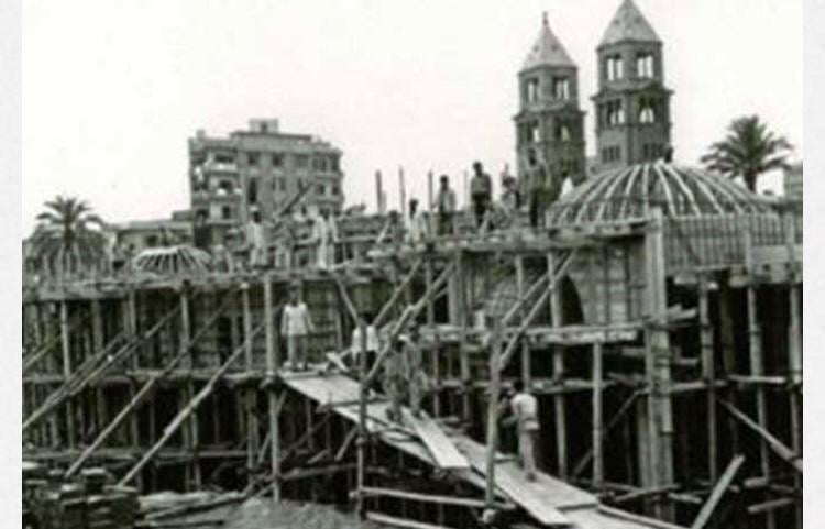 أعمال البناء فى الكاتدرائية