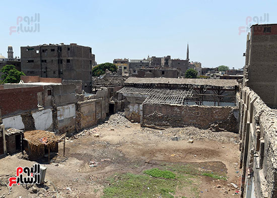 رئيس الوزراء يتابع العمل بعدد من قطاعات التطوير لإعادة إحياء القاهرة التاريخية (4)