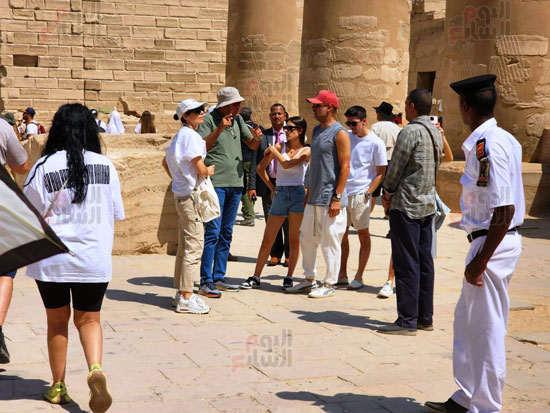 بيب-جوارديولا-وأسرته-يستمتعون-بزيارة-المعالم-الأثرية-فى-الأقصر-(5)