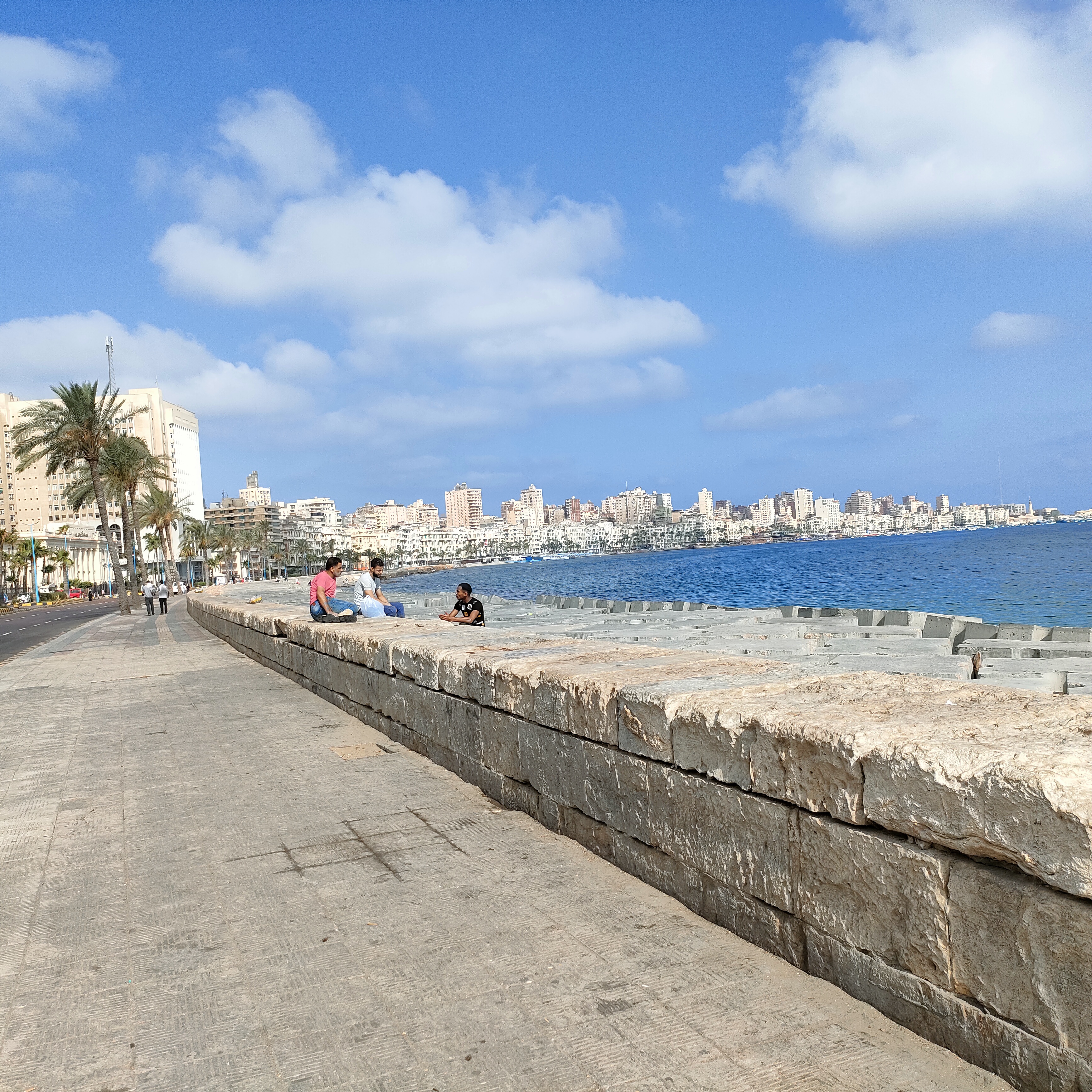 طقس  الإسكندرية اليوم ودرجات.  الحرارة