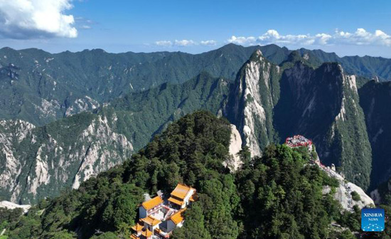 مغامرات تسلق الجبال فى الصين (7)