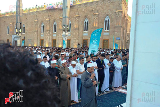 صلاة عيد الأضحى المبارك بمسجد الإمام الحسين (8)