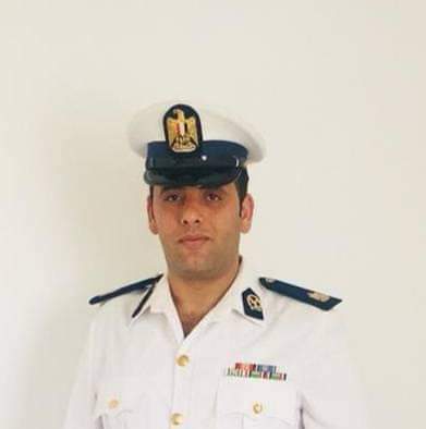 الضابط صلاح حسني (1)