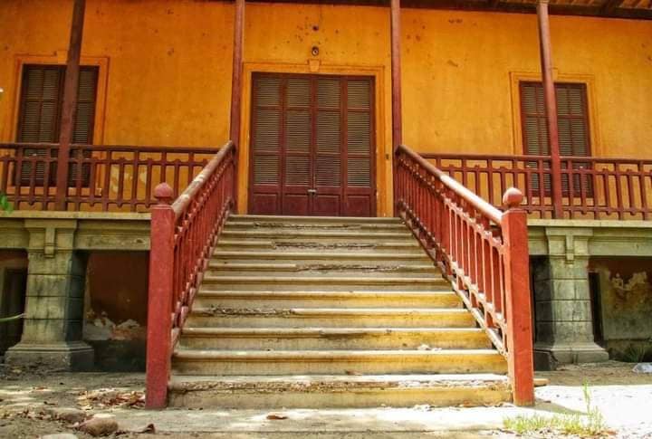 استراحة الملك فاروق التاريخية بمدينة إسنا