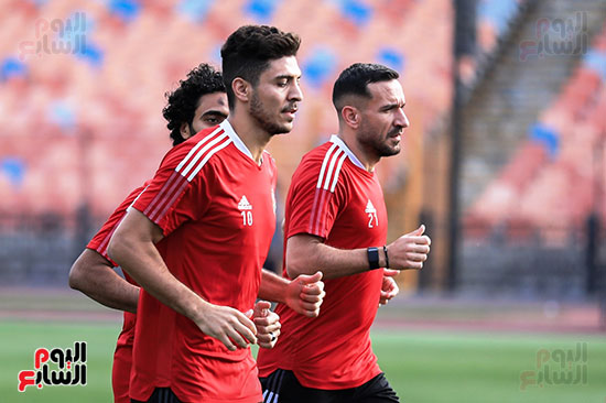 معلول والشحات وشريف